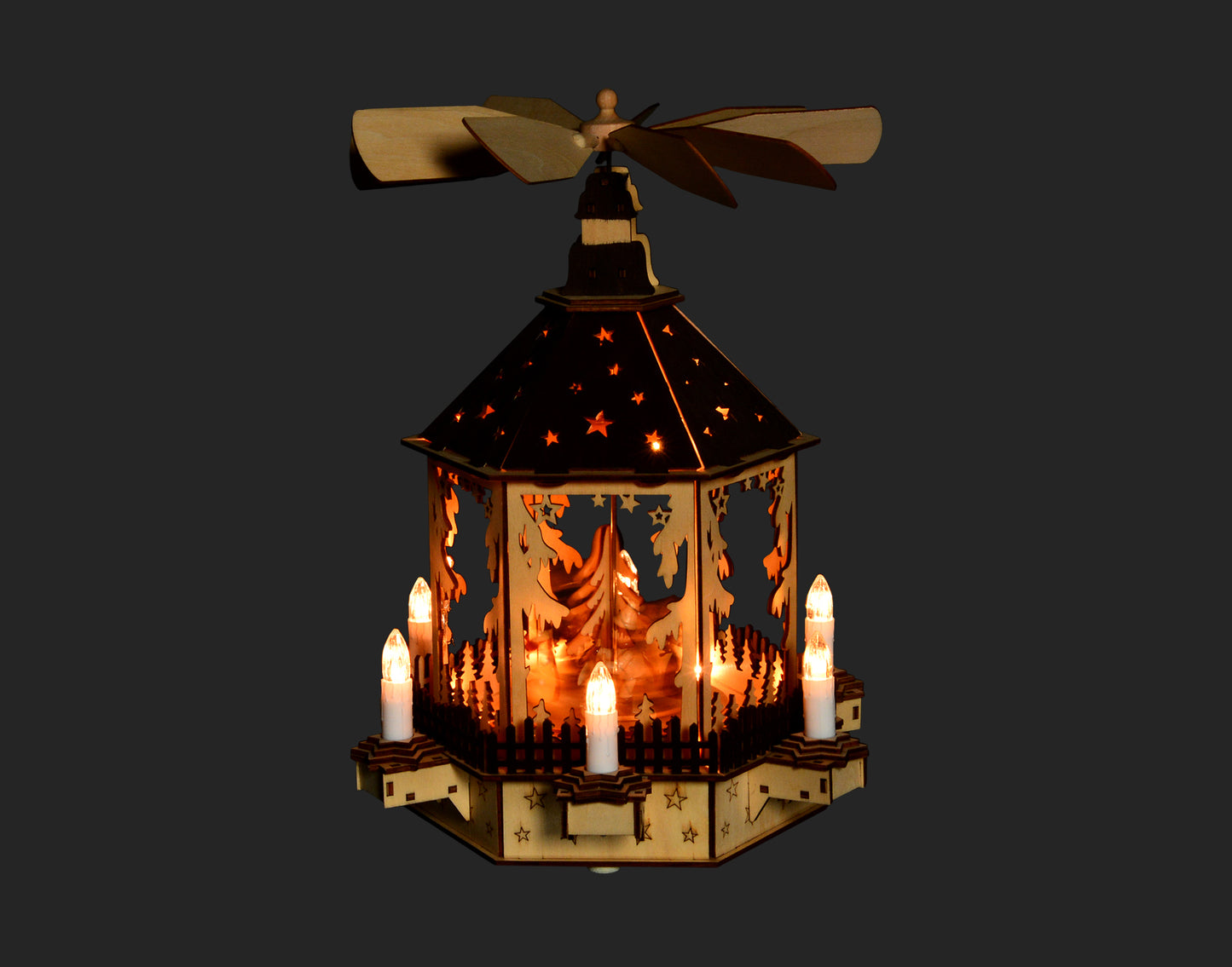 LED Candle Pyramid w/Blk Roof