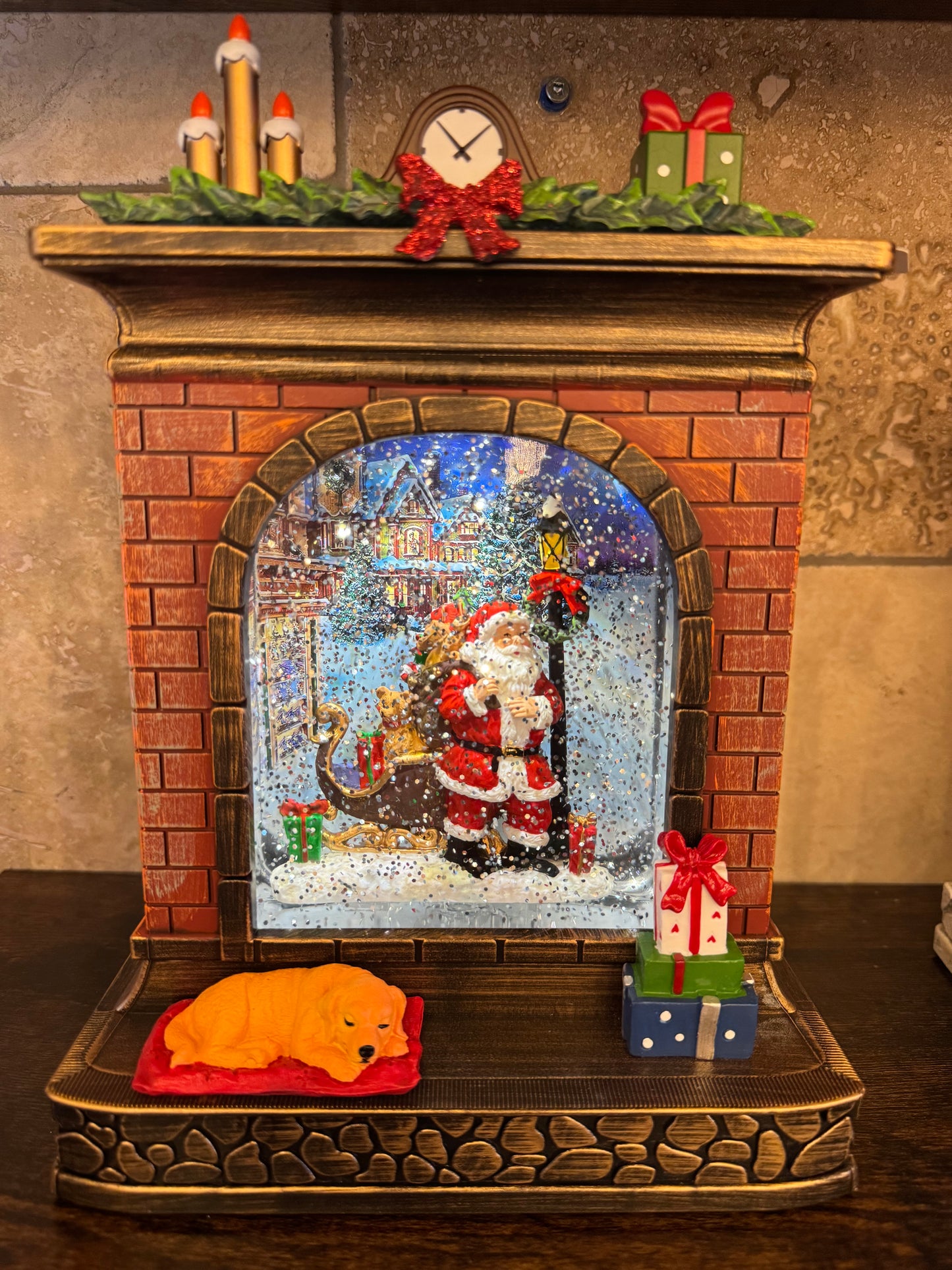 Fireplace Santa Waterglobe