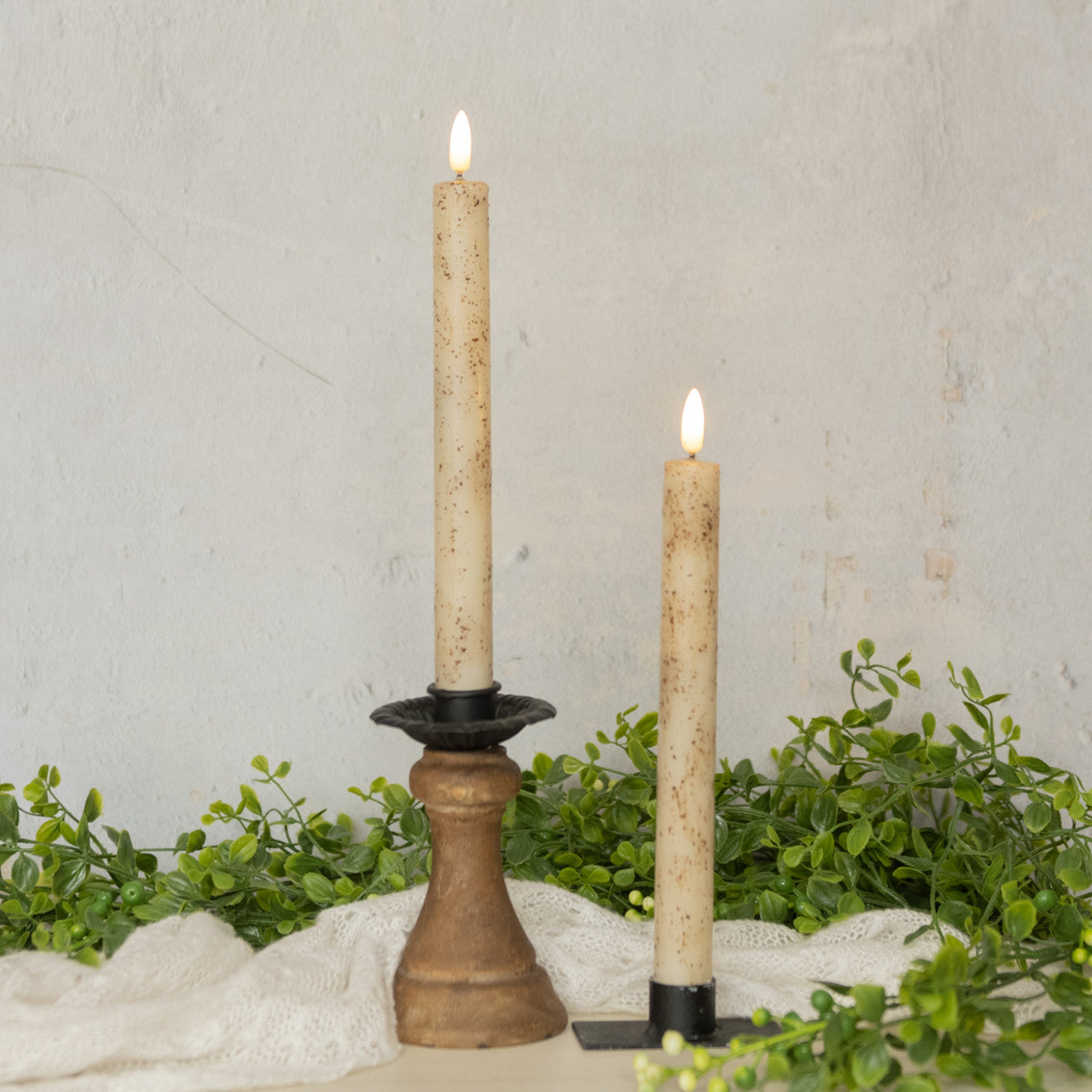 Set/2 9.5" 3D Flame Cream Taper Candle